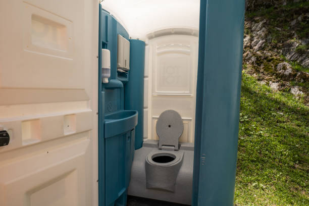Best Emergency porta potty rental  in Hamilton College, NY